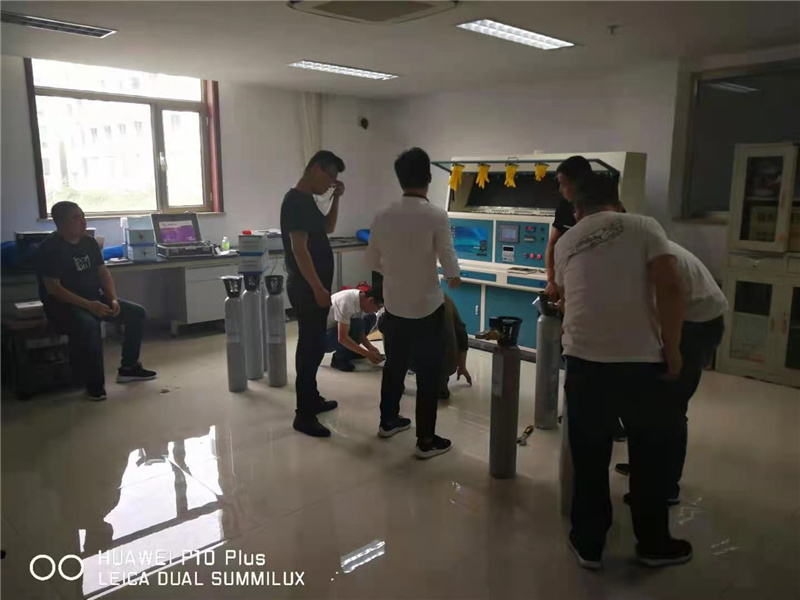 同煤北辛窯煤礦防爆開關實驗臺的安裝調(diào)試和檢測現(xiàn)場